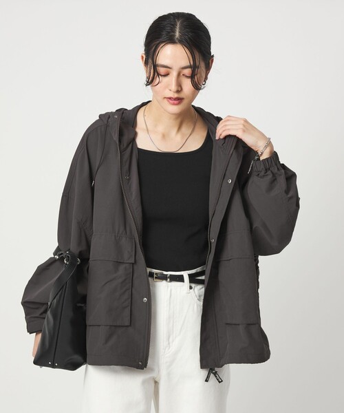 WILD THINGS（ワイルドシングス）の「【別注】＜WILD THINGS＞RURAL ジャケット（マウンテンパーカー・レディース・オフホワイト/ダークグレー・FREE）」の4枚目の写真