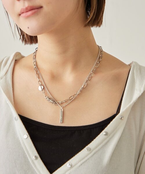 WHO'S WHO gallery(フーズフーギャラリー)の「DOUDLE-LAYER NECKLACE(ネックレス・レディース・シルバー・FREE)」の2枚目の写真