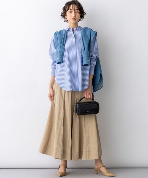 23区(ニジュウサンク)の「CANCLINI シャーティング ルーズフィットシャツ(シャツ/ブラウス・レディース・ブルー系/イエロー系1/スカイブルー系1/ホワイト系/ピンク系1・38)」の13枚目の写真