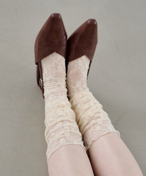 Kastane（カスタネ）の「クロストゥパンプス（パンプス・レディース・ブラック/ブラウン・36/37/38）」の17枚目の写真