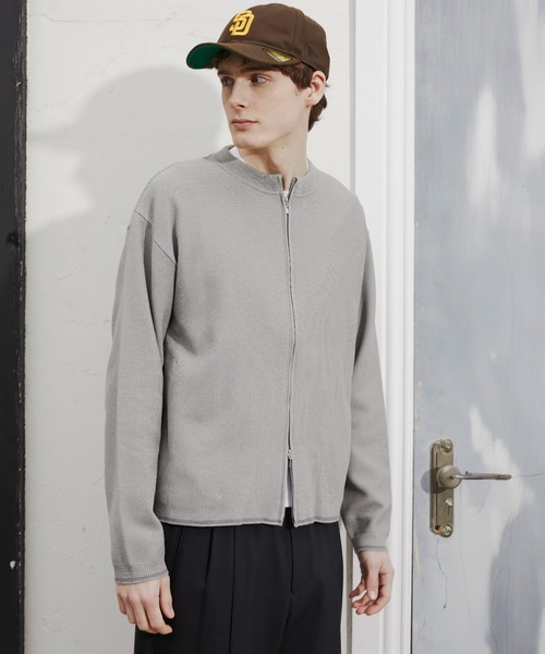 PUBLIC TOKYO(パブリックトウキョウ)の「ジップアップクルーネックカーデ /ウォッシャブル/ニット/セーター/カーディガン(カーディガン/ボレロ・メンズ・ライトグレー/ブラック・1/2)」の7枚目の写真