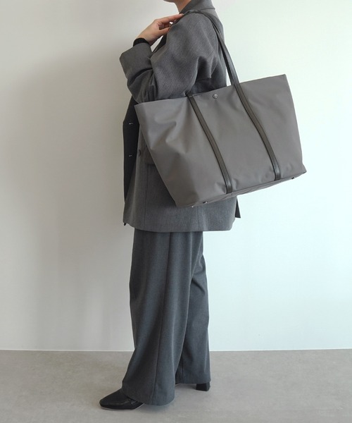 MACKINTOSH PHILOSOPHY（ﾏｯｷﾝﾄｯｼｭ ﾌｨﾛｿﾌｨｰ）の「トートバッグ マッキントッシュ6W06 16L 背面ポケット 19136（トートバッグ・メンズ・グレー/ブラック・FREE）」の6枚目の写真