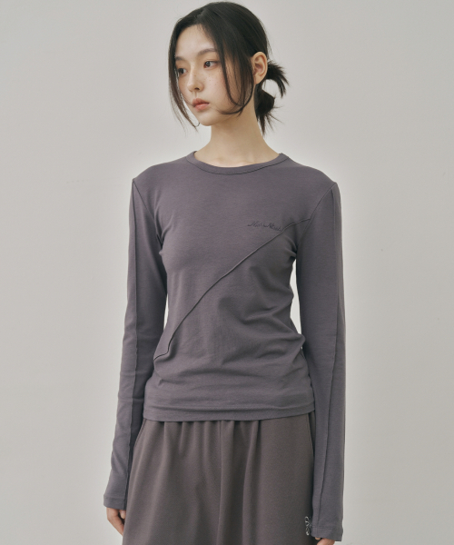 NICK&NICOLE(ニックアンドニコール)の「DIAGONAL LONG SLEEVE TOP_CHARCOAL(Tシャツ/カットソー・レディース・その他・MEDIUM/LARGE)」の1枚目の写真