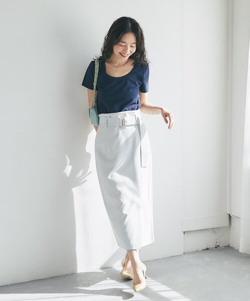 La boutique BonBon（ラブティックボンボン）の「【デコルテ美人見え】UネックコンパクトTシャツ（Tシャツ/カットソー・レディース・オフホワイト/ピンク/ライトグレー/ネイビー・FREE）」の9枚目の写真