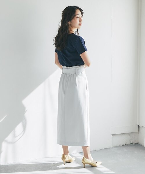 La boutique BonBon（ラブティックボンボン）の「【デコルテ美人見え】UネックコンパクトTシャツ（Tシャツ/カットソー・レディース・オフホワイト/ピンク/ライトグレー/ネイビー・FREE）」の10枚目の写真