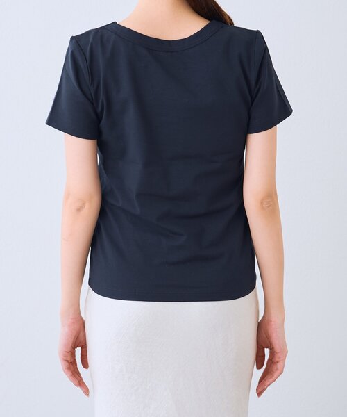 La boutique BonBon（ラブティックボンボン）の「【デコルテ美人見え】UネックコンパクトTシャツ（Tシャツ/カットソー・レディース・オフホワイト/ピンク/ライトグレー/ネイビー・FREE）」の15枚目の写真