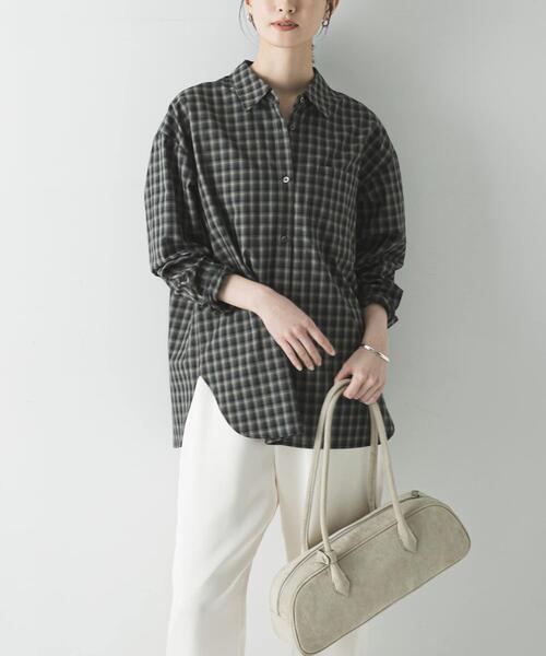 URBAN RESEARCH(アーバンリサーチ)の「レギュラーカラーチェックシャツ(シャツ/ブラウス・レディース・オフホワイト/ライトブルー/ネイビー・FREE)」の1枚目の写真