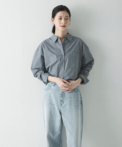 URBAN RESEARCH(アーバンリサーチ)の「レギュラーカラーチェックシャツ(シャツ/ブラウス・レディース・オフホワイト/ライトブルー/ネイビー・FREE)」の7枚目の写真