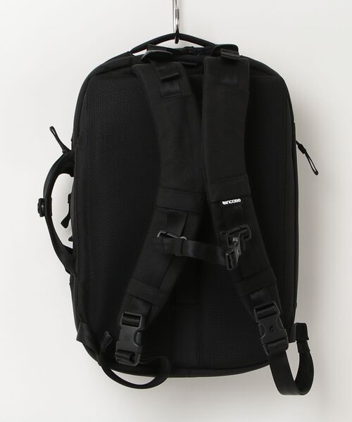 incase（インケース）の「INCO250012-BLK Incase Tracks Two-Way Brief（ビジネスバッグ・メンズ・ブラック・ONE SIZE）」の16枚目の写真