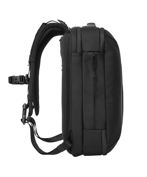 incase（インケース）の「INCO250012-BLK Incase Tracks Two-Way Brief（ビジネスバッグ・メンズ・ブラック・ONE SIZE）」の9枚目の写真
