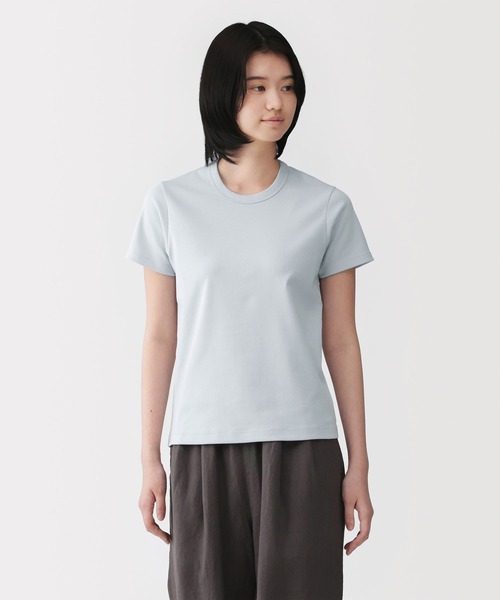 無印良品（ムジルシリョウヒン）の「婦人 涼感汗じみしにくいクルーネック半袖Ｔシャツ（Tシャツ/カットソー・レディース・ホワイト/ライトグレー/ブラウン/ブラック/ライトブルー/チャコールグレー・S/M/L/XL）」の6枚目の写真