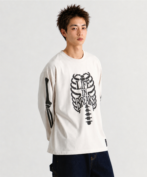 QT8 GARMENTS(キューティーエイトガーメント)の「LB Life Bones Washed Long Sleeve (Ecru)(Tシャツ/カットソー・メンズ・その他・MEDIUM/LARGE/X-LARGE)」の1枚目の写真