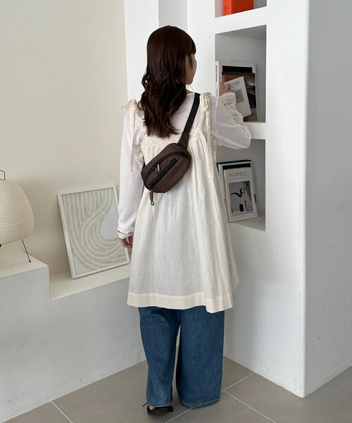 DISCOAT(ディスコート)の「ナイロンミニウエストポーチ(ボディバッグ/ウエストポーチ・レディース・チャコールグレー/ブラック/ブラウン・FREE)」の12枚目の写真