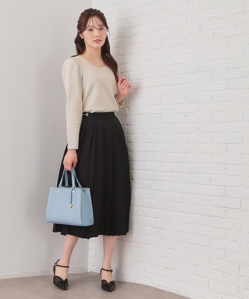 index（インデックス）の「衿チュールデザインケーブルジャガードトップス【洗濯機OK】（Tシャツ/カットソー・レディース・ネイビー/ライトイエロー系/オフホワイト/ナチュラル・36/38/40/42）」の6枚目の写真