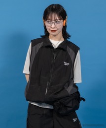 Perushu（ペルーシュ）の「ベスト（ベスト）」