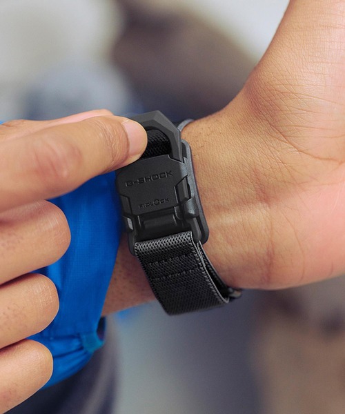 G-SHOCK（ジーショック）の「NEW CLOTH BANDシリーズ / DW-5600MNC-7A8JF（デジタル腕時計・メンズ・ライトグレー・FREE）」の11枚目の写真