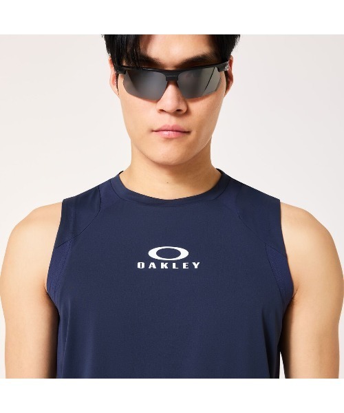 OAKLEY(オークリー)の「オークリー ENHANCE NS CREW 16.0(タンクトップ・メンズ・ホワイト/ブラック/ネイビー・M/L/LL/3L)」の18枚目の写真