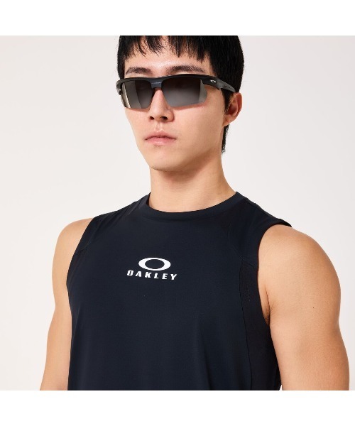 OAKLEY(オークリー)の「オークリー ENHANCE NS CREW 16.0(タンクトップ・メンズ・ホワイト/ブラック/ネイビー・M/L/LL/3L)」の17枚目の写真