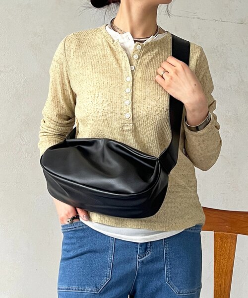 un dix cors（アンディコール）の「細長立体ショルダー（トートバッグ・レディース・ブラック/ブラウン・FREE）」の3枚目の写真