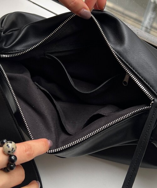 un dix cors（アンディコール）の「細長立体ショルダー（トートバッグ・レディース・ブラック/ブラウン・FREE）」の6枚目の写真