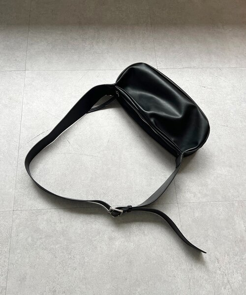 un dix cors（アンディコール）の「細長立体ショルダー（トートバッグ・レディース・ブラック/ブラウン・FREE）」の8枚目の写真