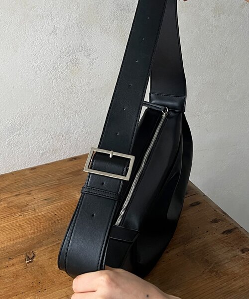 un dix cors（アンディコール）の「細長立体ショルダー（トートバッグ・レディース・ブラック/ブラウン・FREE）」の9枚目の写真