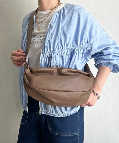 un dix cors（アンディコール）の「細長立体ショルダー（トートバッグ・レディース・ブラック/ブラウン・FREE）」の10枚目の写真