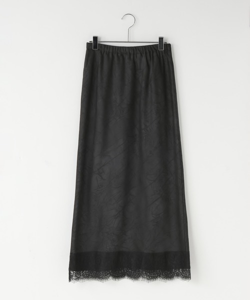 LOWRYS FARM(ローリーズファーム)の「ストレッチサテンレーススカート 680567(スカート・レディース・アイボリー/ブラック/ブラック系その他/ホワイト系その他2/ブルー・LONG/SHORT)」の3枚目の写真