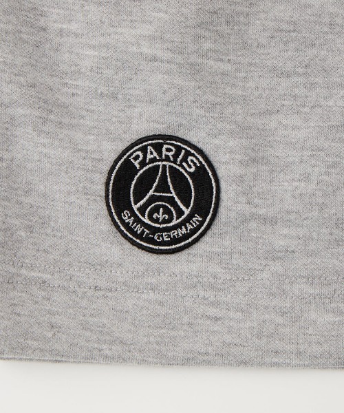 PARIS SAINT-GERMAIN（パリサンジェルマン）の「[PARIS SAINT-GERMAIN/パリ・サン＝ジェルマン] ワッペン刺繍ロゴ スウェットショートパンツ（その他パンツ・メンズ・ライトグレー/ブラック・L/M）」の9枚目の写真