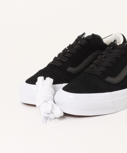VANS（バンズ）の「VANS PREMIUM オールドスクール ピッグスエード / LX Old Skool PIG SUEDE BLACK VN000D9JCJJ1（スニーカー・メンズ・ブラック・12/11.5/11/10.5/10/9.5/9/8.5/8/7.5/7/6.5/6/5.5/5）」の7枚目の写真