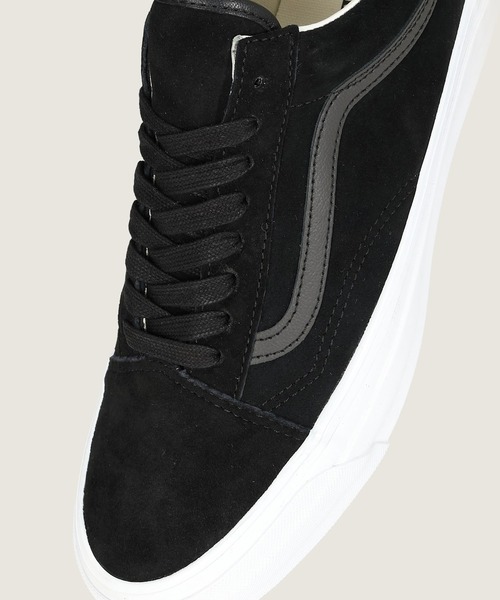 VANS（バンズ）の「VANS PREMIUM オールドスクール ピッグスエード / LX Old Skool PIG SUEDE BLACK VN000D9JCJJ1（スニーカー・メンズ・ブラック・12/11.5/11/10.5/10/9.5/9/8.5/8/7.5/7/6.5/6/5.5/5）」の2枚目の写真