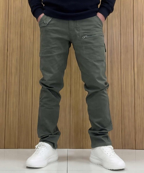 AVIREX（アヴィレックス）の「STRETCH DOBBY 8-POCKET PANT（カーゴパンツ・メンズ・ブラック系その他/ベージュ/オリーブ・XL/XXL）」の3枚目の写真