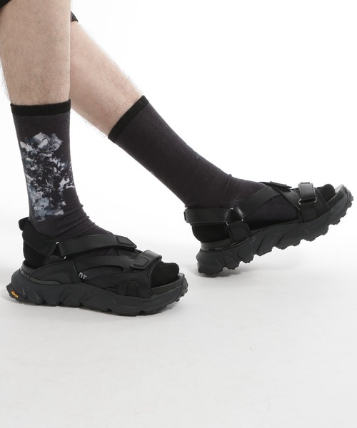 HARE（ハレ）の「Vibramベルトサンダル(HARE)（サンダル・メンズ・ブラック・LARGE/MEDIUM）」の2枚目の写真