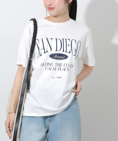 JOURNAL STANDARD relume(ジャーナルスタンダード レリューム)の「SANDIEGOロゴハーフスリーブTシャツ(Tシャツ/カットソー・レディース・ブラック系その他/ブラウン/ホワイト・FREE)」の2枚目の写真
