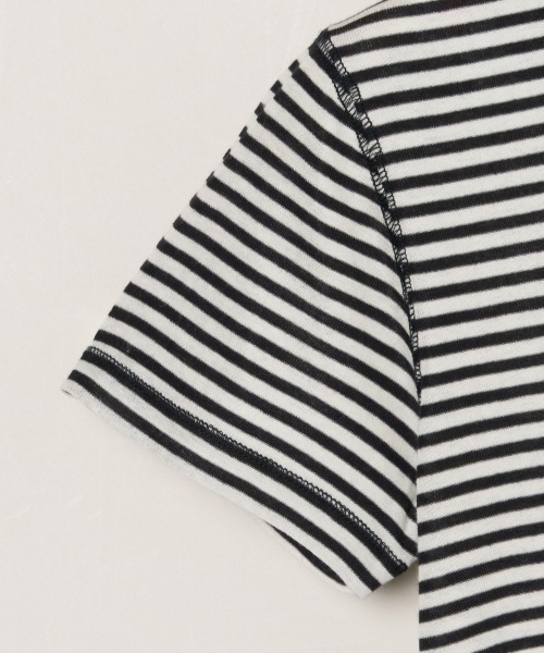 three dots（スリードッツ）の「80ストレッチコットン ジェシカ（Tシャツ/カットソー・レディース・ブラック/ホワイト/ブラック系その他・MEDIUM/SMALL）」の6枚目の写真