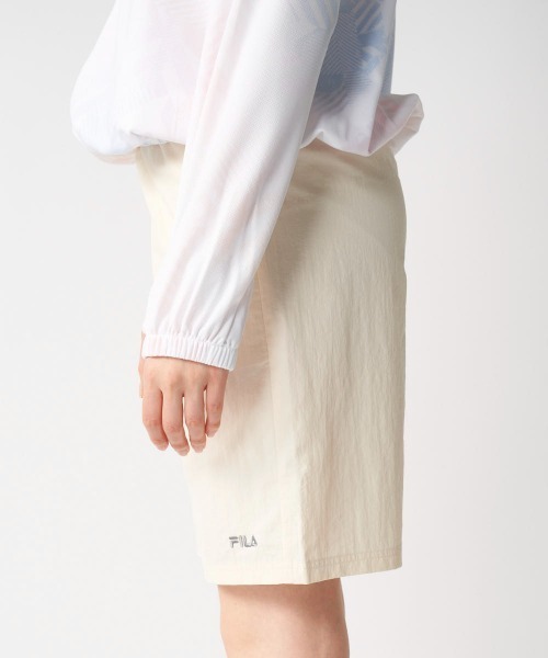 FILA（フィラ）の「ナイロンタスランパンツ（その他パンツ・レディース・オフホワイト/ブラック/モカ・X-LARGE/LARGE/MEDIUM）」の7枚目の写真