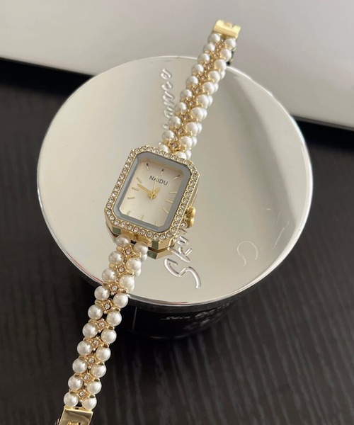 INASTUDIOS(イーナストゥディオス)の「Pearl Square / パールスクエア 腕時計 付属品 BOX付き(アナログ腕時計・レディース・シルバー系その他/ゴールド系その他/ゴールド/シルバー・FREE)」の15枚目の写真