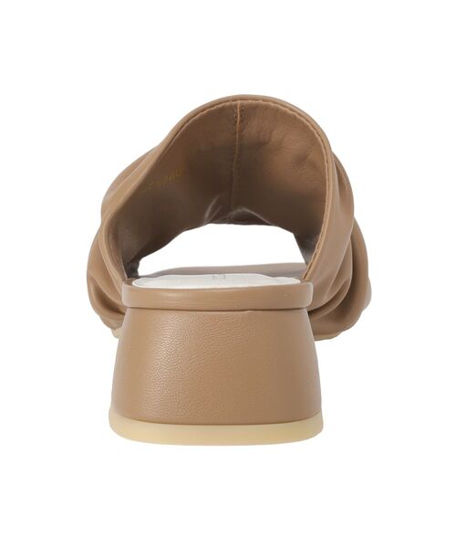 earth music&ecology（アースミュージックアンドエコロジー）の「ソフトギャザーミュール（サンダル・レディース・アイボリー/ブラック/グレイッシュベージュ・S/M/L）」の19枚目の写真