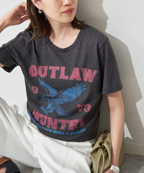 SLOBE IENA(スローブイエナ)の「BLUESCENTRIC/ブルースセントリック LOGO TEE(Tシャツ/カットソー・レディース・スカイブルー/ブラック/イエロー・FREE)」の18枚目の写真