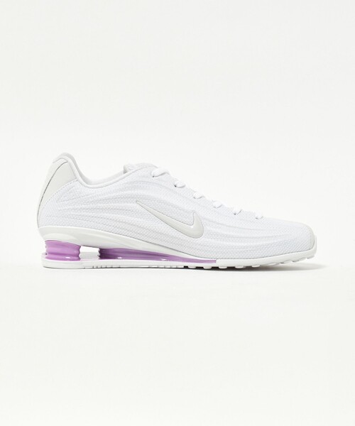 NIKE（ナイキ）の「＜NIKE＞ショックス Z ホワイト スニーカー（スニーカー・レディース・ホワイト・25cm/24.5cm/23.5cm/24cm/23cm）」の4枚目の写真