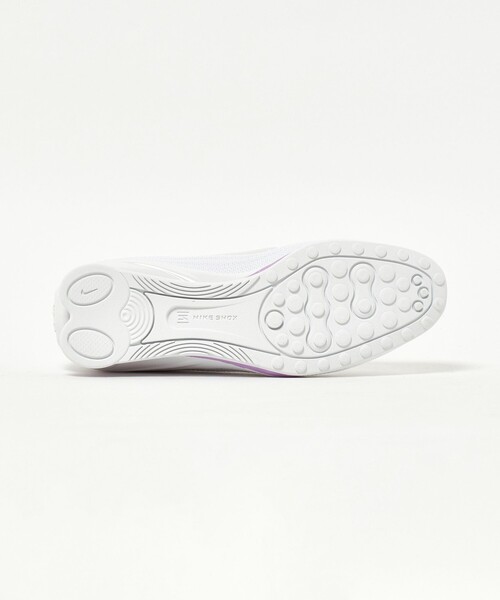NIKE（ナイキ）の「＜NIKE＞ショックス Z ホワイト スニーカー（スニーカー・レディース・ホワイト・25cm/24.5cm/23.5cm/24cm/23cm）」の6枚目の写真