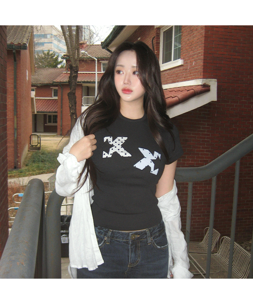 KKEEE(ケーケーイーイー)の「KKドットパッチコージ半袖Tシャツ(2色)(Tシャツ/カットソー・レディース・ホワイト/ブラック/スカイブルー・FREE)」の2枚目の写真
