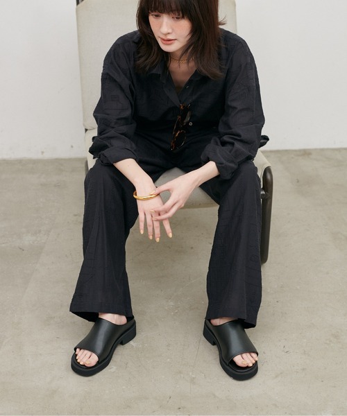 LARUTA(ラルータ)の「【LARUTA】厚底ミュールサンダル(サンダル・レディース・ブラウン/ブラック・MEDIUM/LARGE)」の12枚目の写真