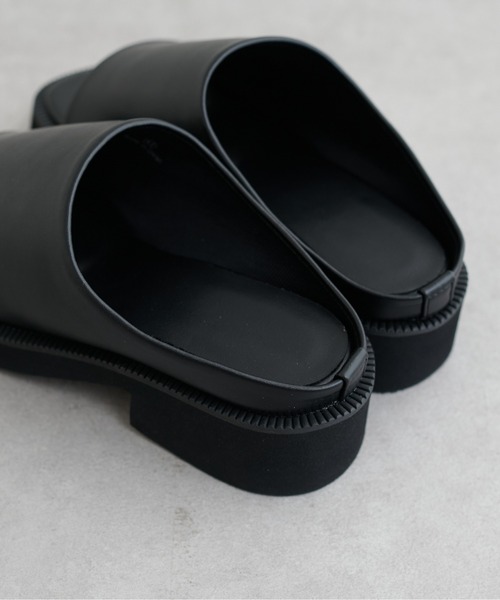 LARUTA(ラルータ)の「【LARUTA】厚底ミュールサンダル(サンダル・レディース・ブラウン/ブラック・MEDIUM/LARGE)」の3枚目の写真