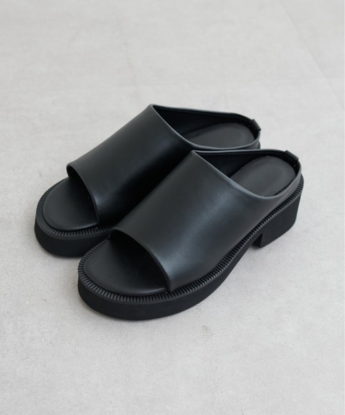 LARUTA(ラルータ)の「【LARUTA】厚底ミュールサンダル(サンダル・レディース・ブラウン/ブラック・MEDIUM/LARGE)」の13枚目の写真