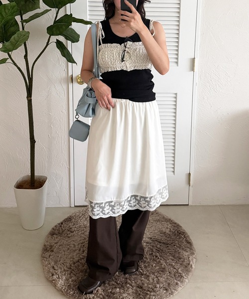 MUHET（ミュエータ）の「shirring ribbon bustier / シャーリングリボンビスチェ（キャミソール・レディース・ピンク/ライトブルー/オフホワイト・FREE）」の6枚目の写真