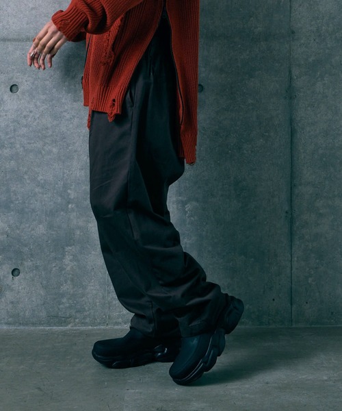 VIRGOwearworks(ヴァルゴウェアワークス)の「MONOFORM PANTS(チノパンツ・メンズ・ブラック/チャコールグレー/ブラウン・2/3/4)」の15枚目の写真