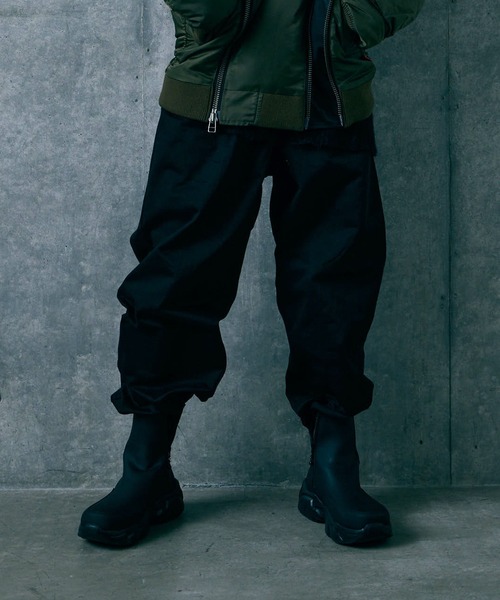 VIRGOwearworks(ヴァルゴウェアワークス)の「MONOFORM PANTS(チノパンツ・メンズ・ブラック/チャコールグレー/ブラウン・2/3/4)」の14枚目の写真