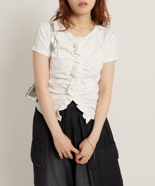 w closet(ダブルクローゼット)の「なみなみドットTC/D(Tシャツ/カットソー・レディース・ブルー/ブラック/オフホワイト/グレー・FREE)」の1枚目の写真