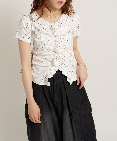 w closet（ダブルクローゼット）の「なみなみドットTC/D（Tシャツ/カットソー・レディース・ブルー/ブラック/オフホワイト/グレー・FREE）」の5枚目の写真